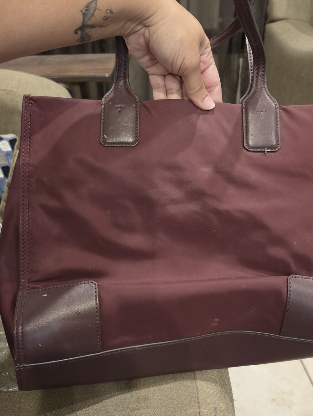 Tory Burch Deep Burgundy Logo Tote Preloved - Picture 2 of 7